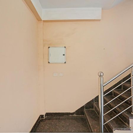 Hotel O Tree House New Delhi Exterior photo